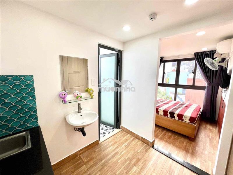 Căn 1pn cửa sổ to thoáng fullnt có thang máy ngay trung tâm phú nhuận