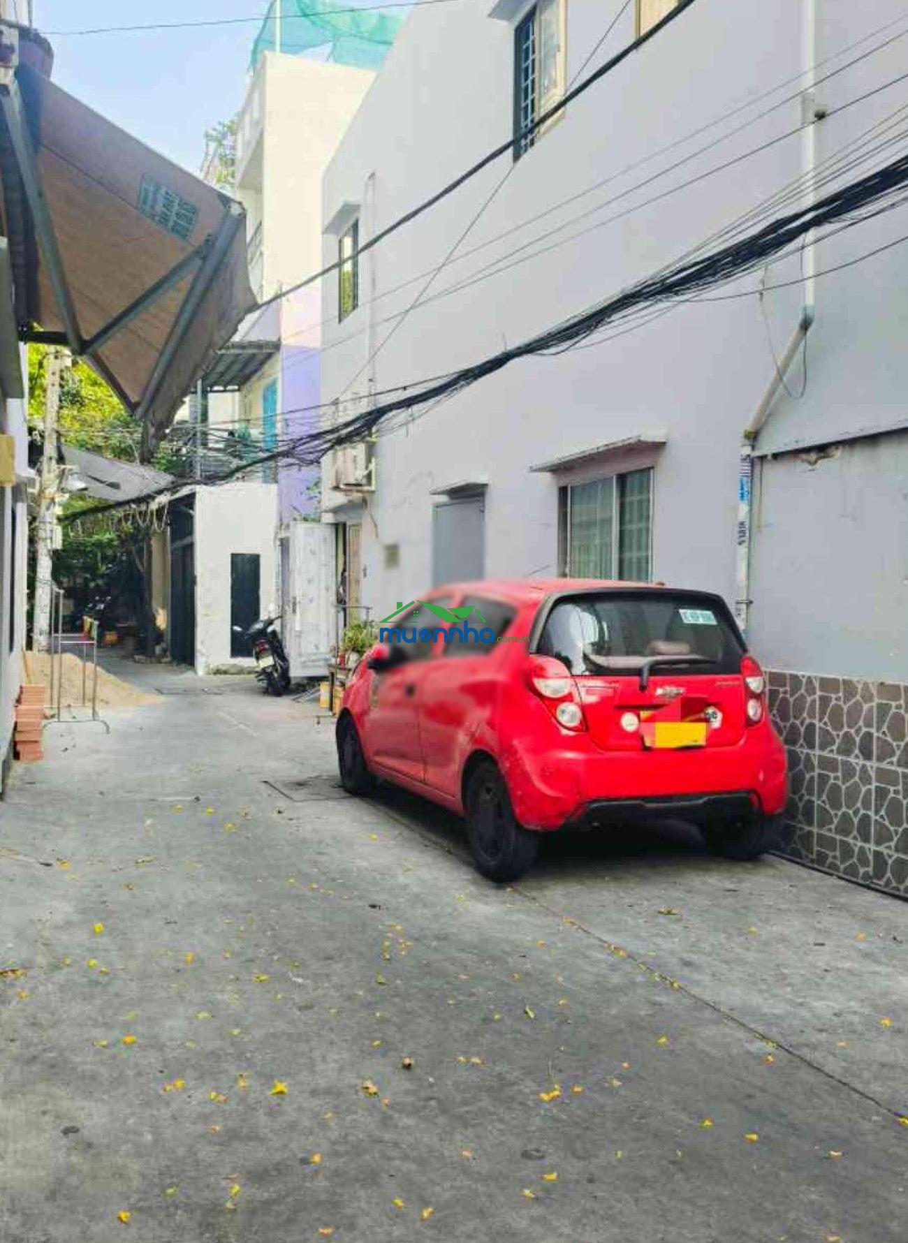 Bán nhà tám danh tạ quang bửu, q.8