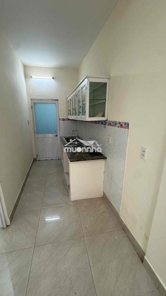 Cho thuê nhà nguyên căn đường lũy bán bích gần đầm sen - quận 6 - 4
