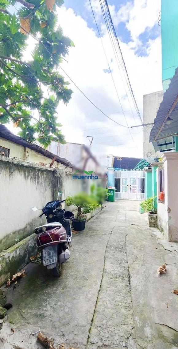 Hạ nửa tỉ về 3.99 tỷ - hẻm ba gác đỗ xuân hợp - sát tuyến metro - nhà 2 tầng ngang 4.5m - 2