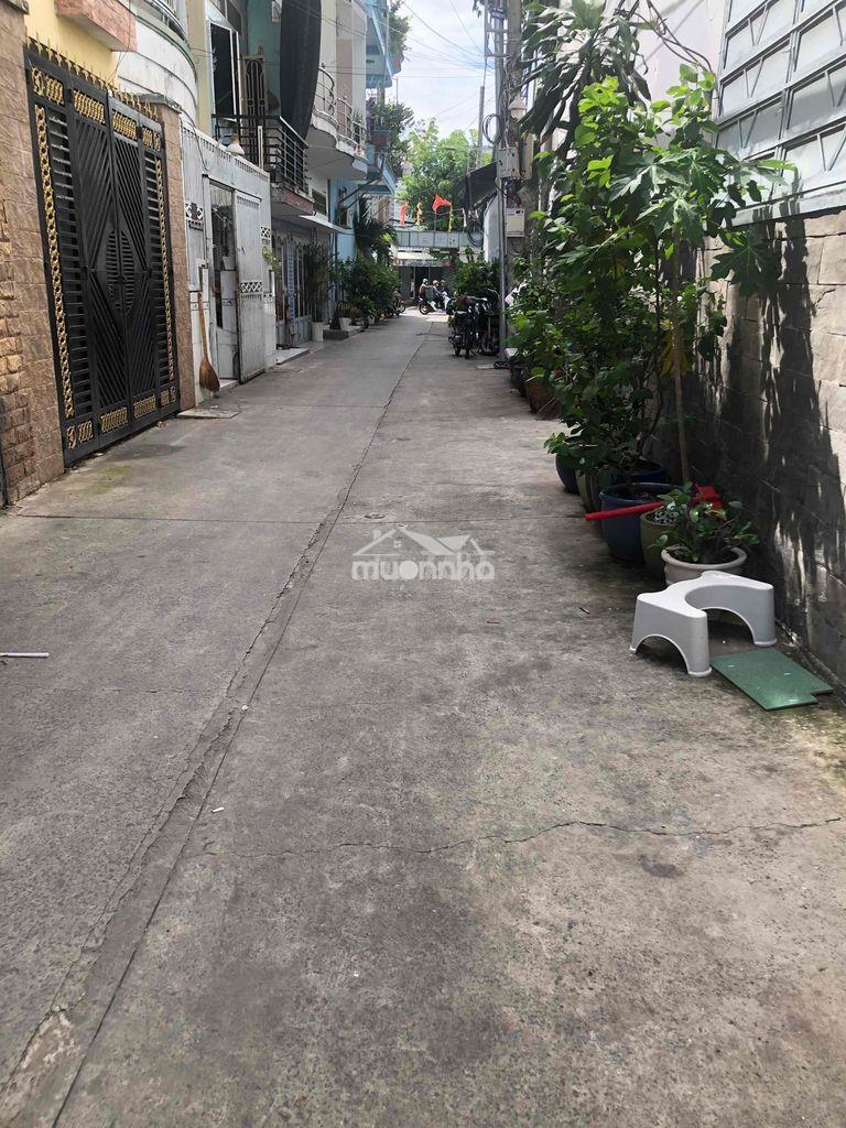 Cho thuê nhà hẻm  xe hơi  tới nhà  đường phạm thế hiển, ( phường 6) qu
