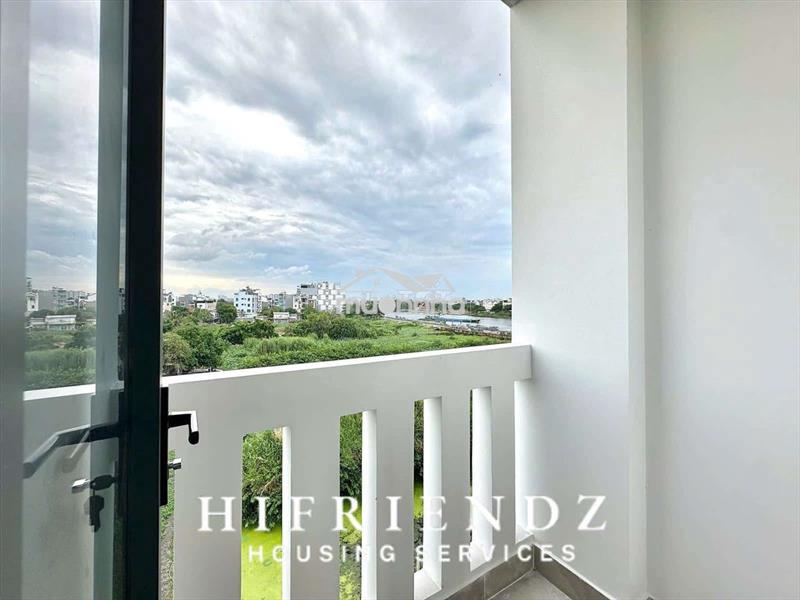 Căn hộ dịch vụ luxury mới xây 100%