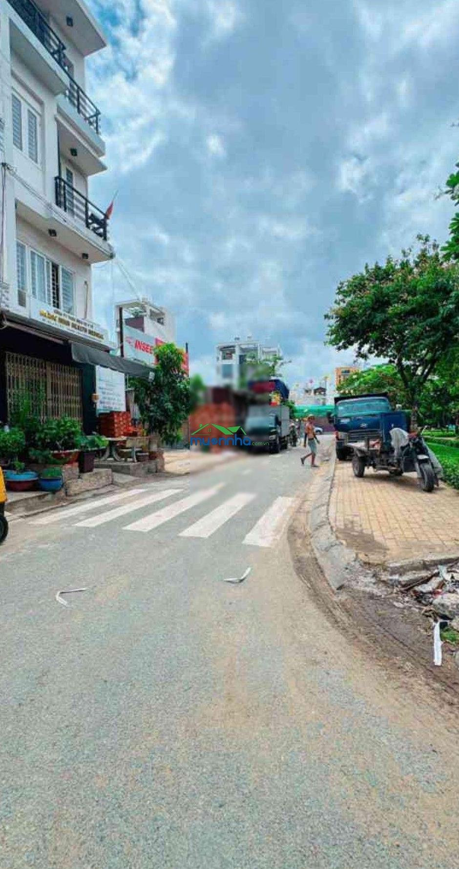 Căn góc 2 mặt tiền - bông sao - quận 8 - hẻm 8m - 4,3 x10m - chỉ nhỉnh 4 tỷ - 2