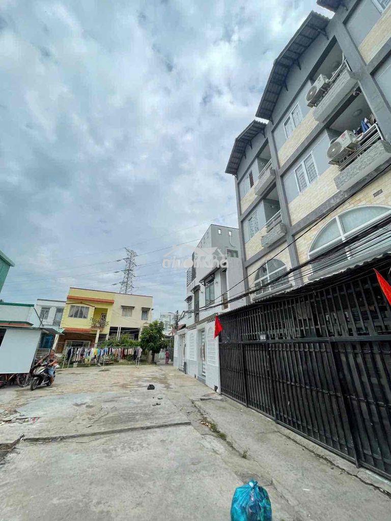Bán nhà 4 tầng hẽm 1056 huỳnh tấn phát - 2