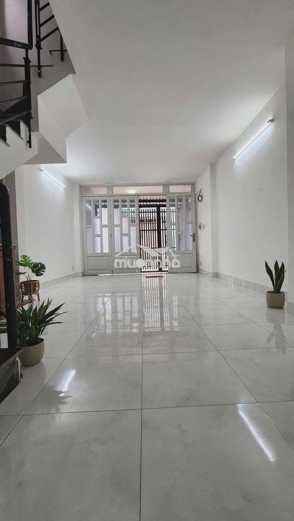 Cho thuê nhà nguyên căn hẻm xe tải gần phạm văn đồng chỉ 8tr - 2pn 2wc
