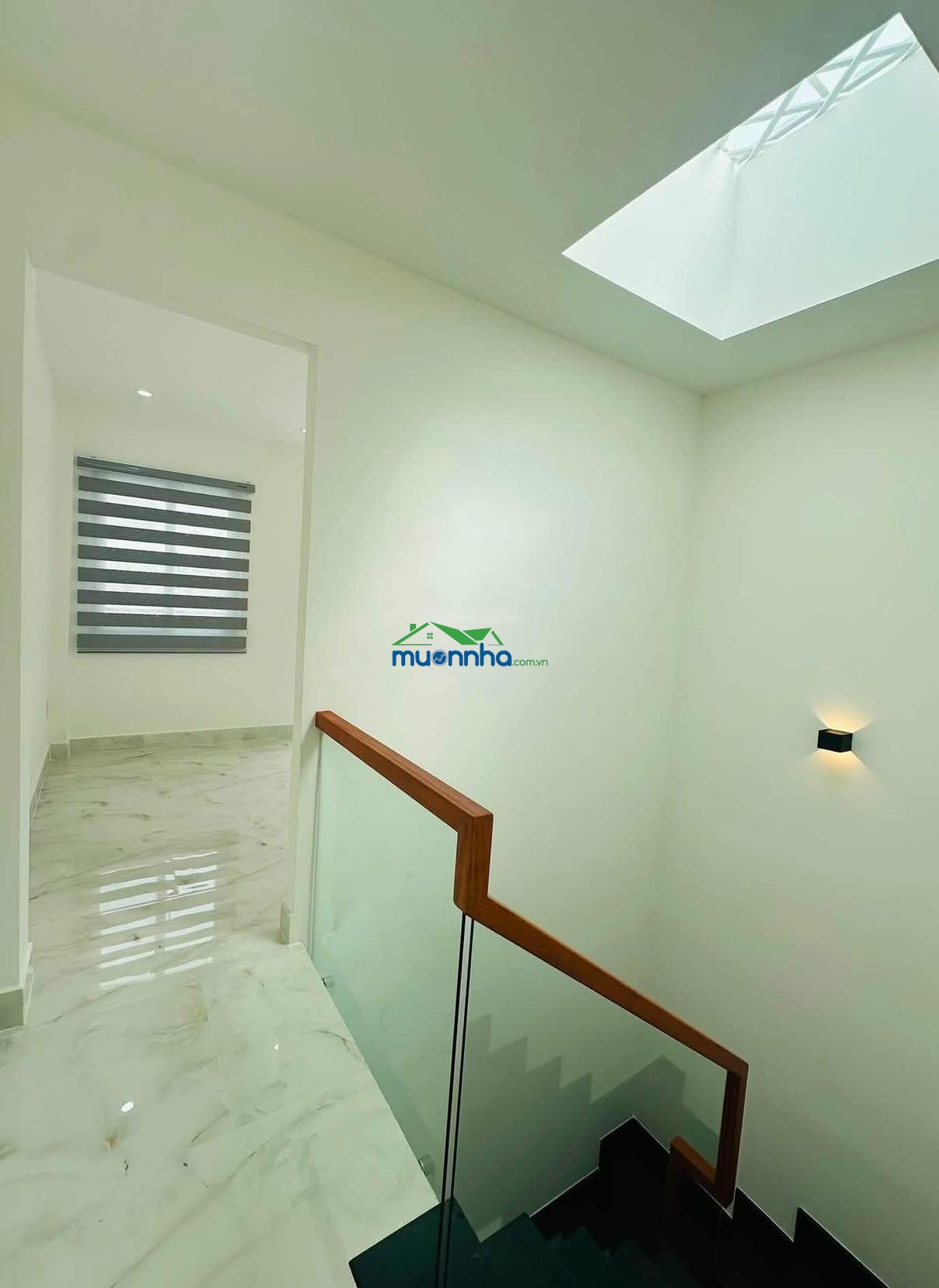 Bán nhà 3 tháng 2 lê hồng phong quận 10 hxh vf3 4 tầng 5pn - 4