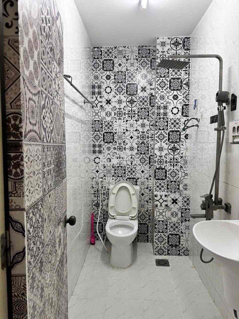 Nhà 3 tầng p13 tân bình - đối diện e.town - gần ga t3 - 5.95 tỷ - 4