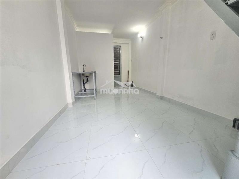 Mặt tiền đường thông chợ bà chiểu- trường sa tiện kinh doanh nhỏ