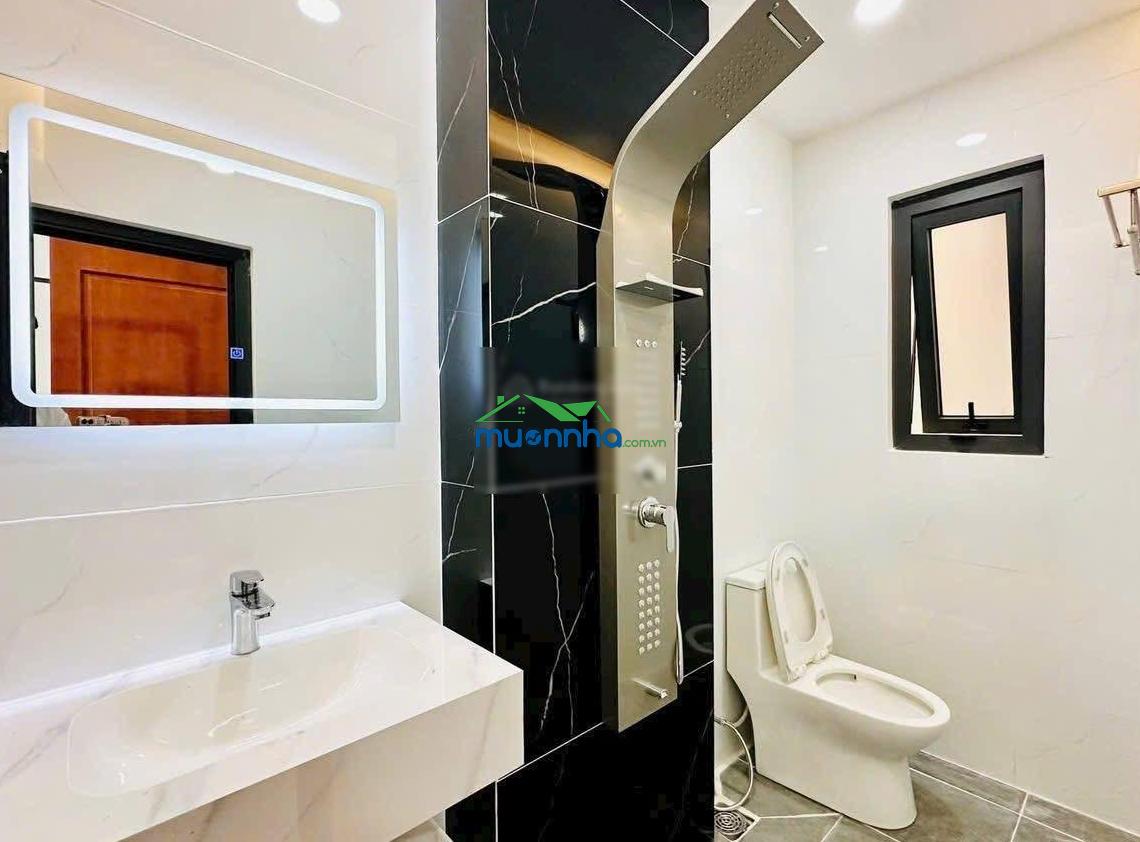 Nhà đẹp ở ngay đường hương lộ 2 hẻm rộng 8m - 4