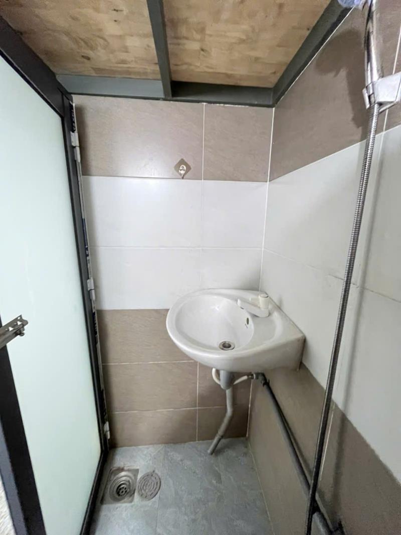 Phòng trọ có gác ngay đại học văn lang cơ sở 2 - 4