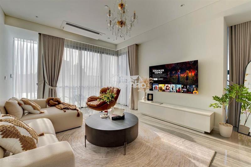 Cần cho thuê căn hộ hùng vương plaza 2pn2wc ,nhà đẹp