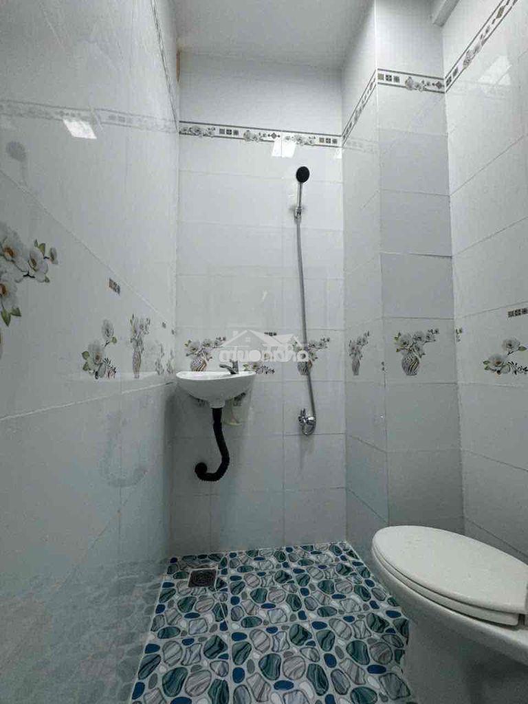 Cần bán căn chung cư bàu cát quận tân bình - lầu 1 - 4