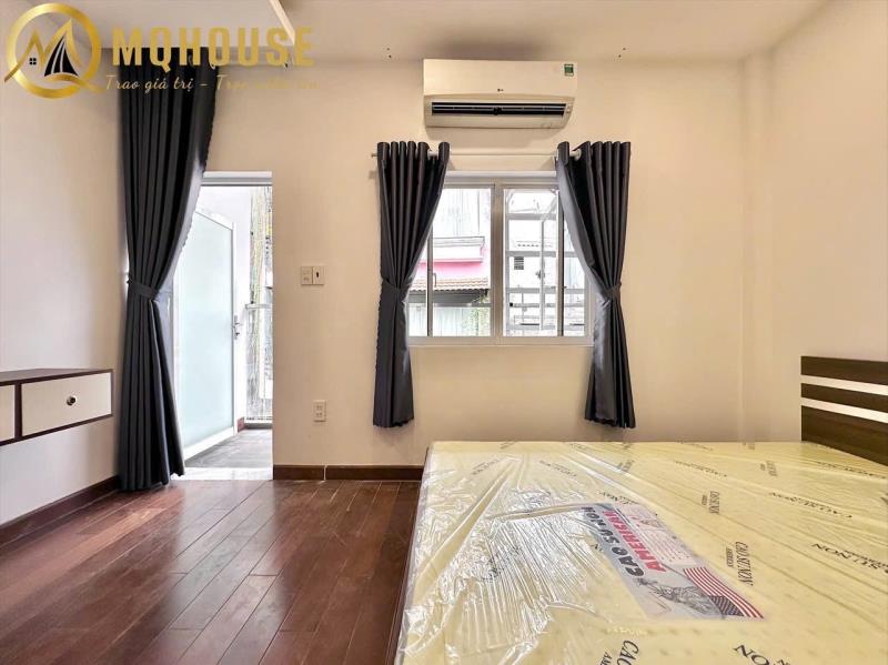 Studio ban công ngay cổng đh văn lang, đại học mĩ thuật, đường phan đăng lưu, cầu bông quận 1 - 2
