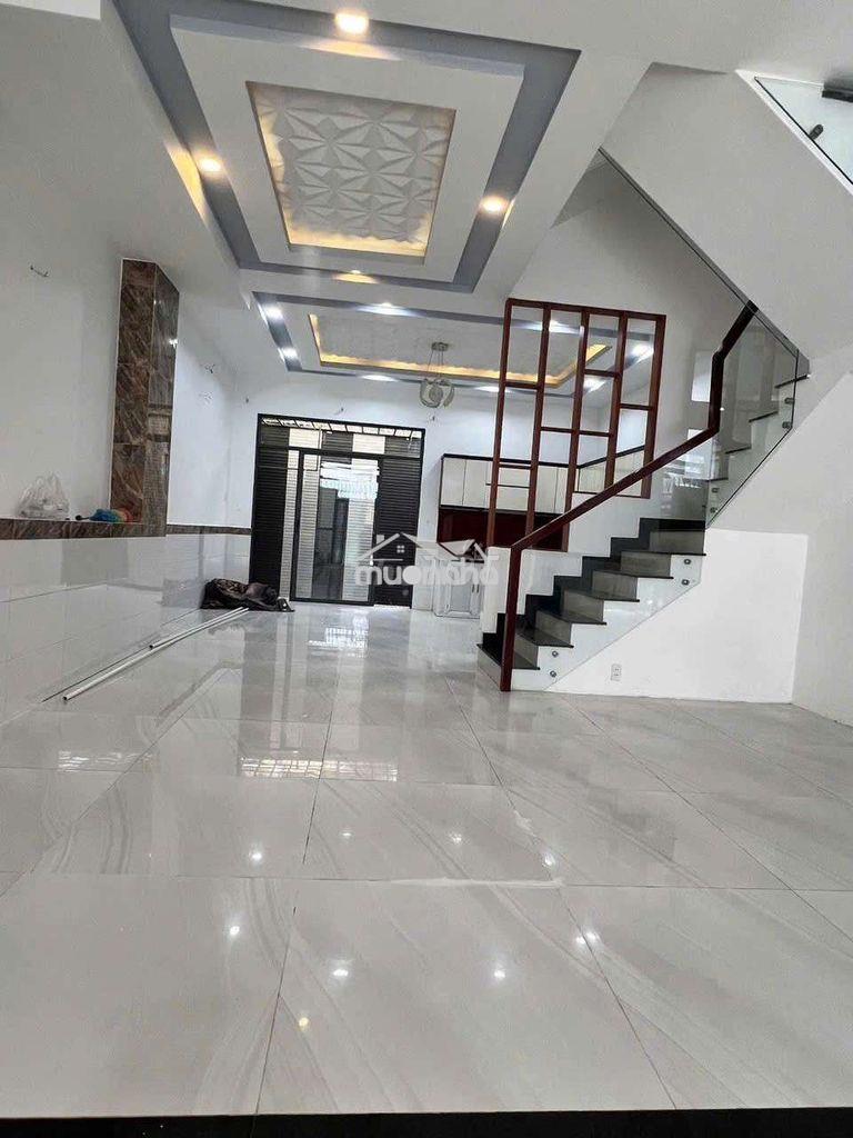 Nhà mới đẹp, 2 lầu sân thượng 4pn 4wc hẻm xe hơi - 3
