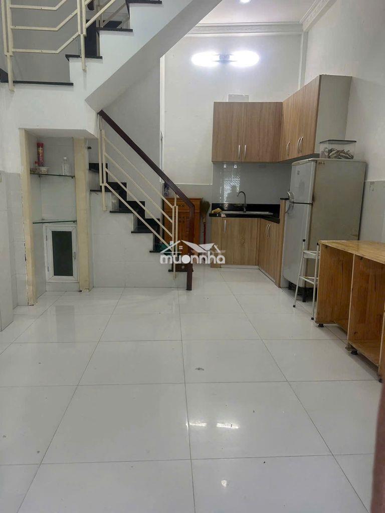Cho thuê nhà lạc long quân ,p10,tân bình, 2pn 2wc chỉ 8 triệu/tháng
