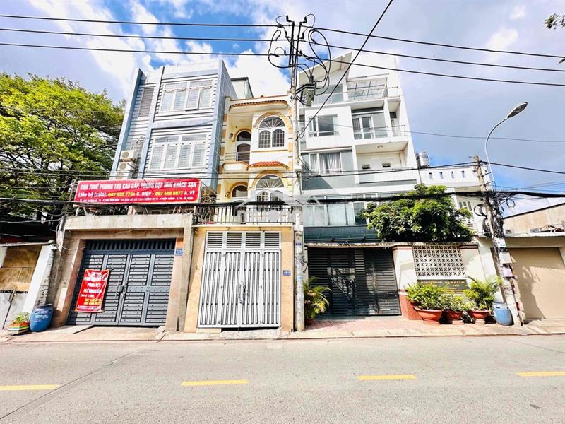 Nhà 2 lầu mặt tiền đường hiệp thành 13 giá rẻ hơn trong hẻm