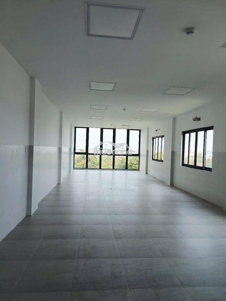 Cho thuê toà nhà h+5l, giá 40tr, 5.5 x 24m - 2