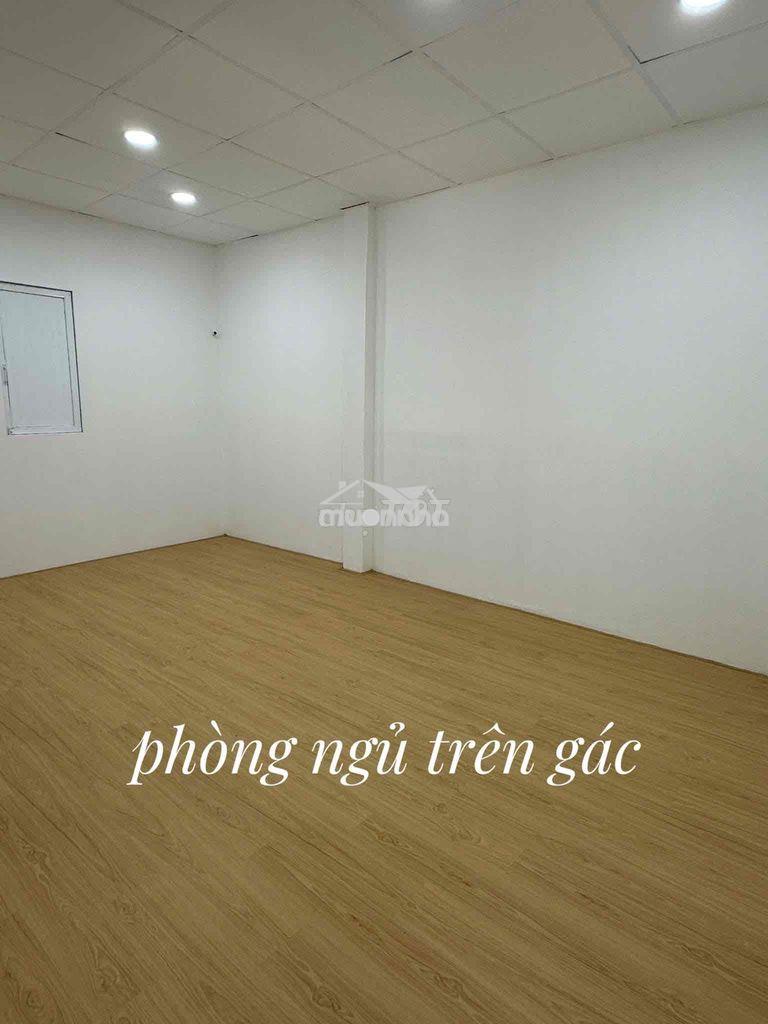 Nhà nguyên căn 8tr - 4