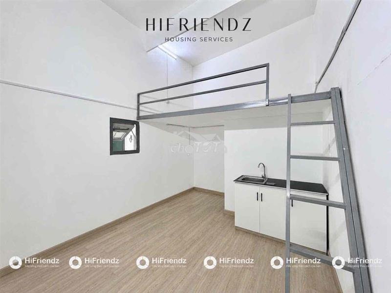 Phòng dạng duplex - ban công - gác cao 2m - sát q5, q7, q8, q1