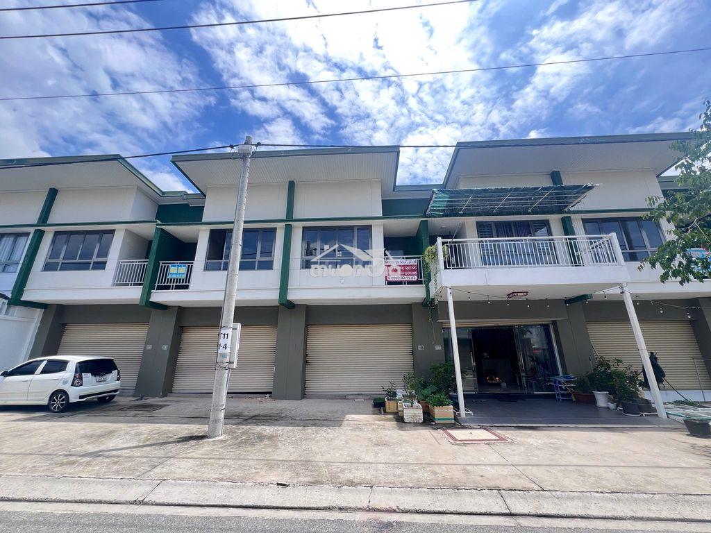 Cần tiền bán gấp căn shophouse 2 tầng kđt oasis, shr ,giá 1,75 tỷ - 2