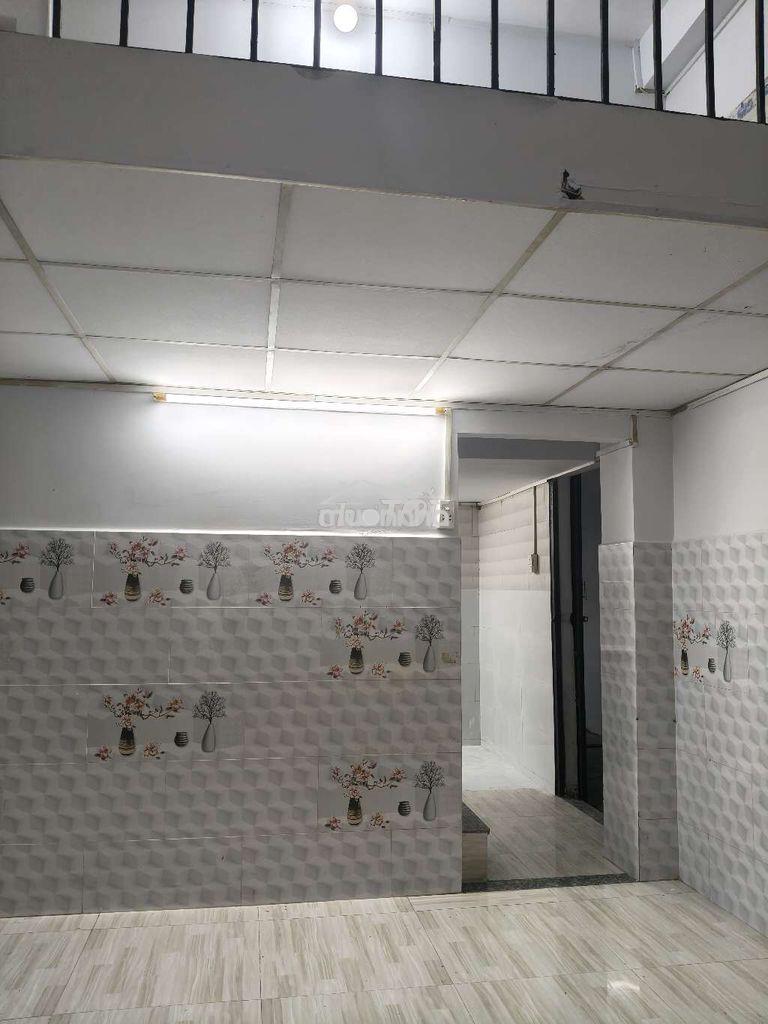 Bán nhà ngay chợ thới hòa - 3
