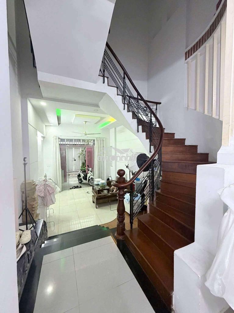 Bán nhà đẹp 2 tầng - nguyễn hữu tiến - 56m2 - xe hơi đậu cửa - giá tốt - 3