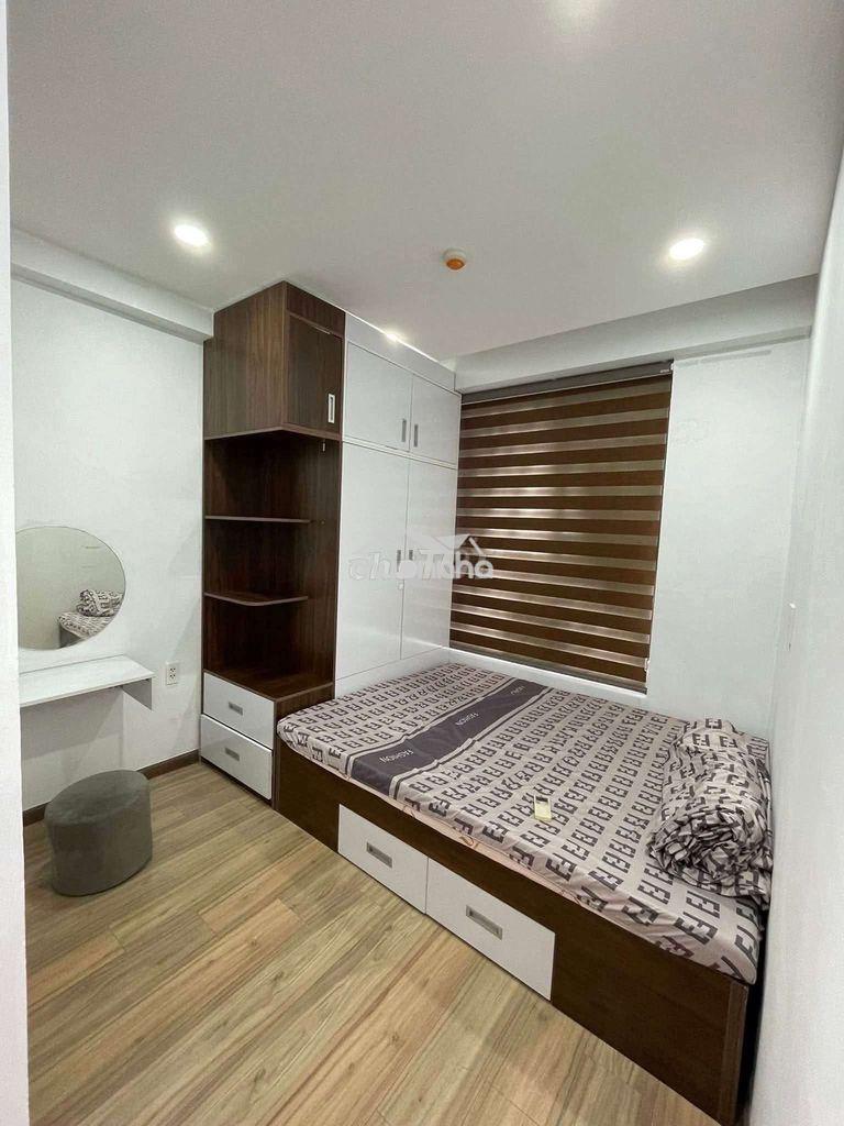 Cho thuê bcons plaza căn góc full nội thất xịn, gần làng đại học - 2