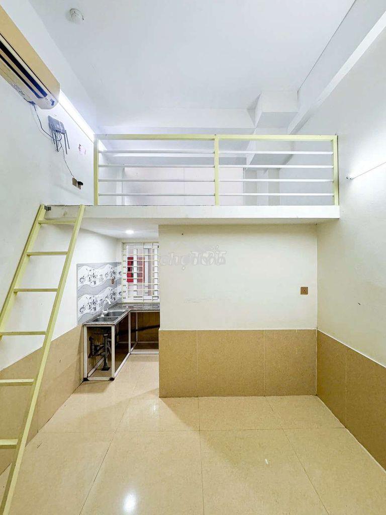 Còn phòng cho thuê ngay đh fpt, lê văn việt - 2