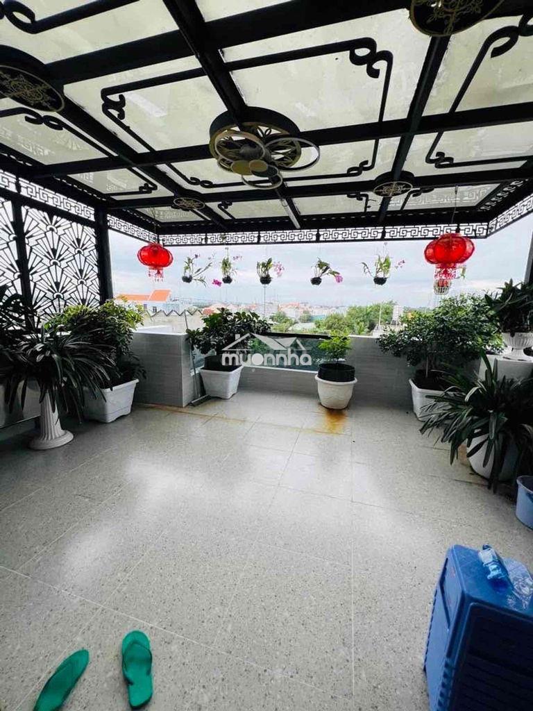 Tthc nhà bè- 9.8 tỷ - nhà 4t 4pn7wc 5.5x24m - thang máy - 2