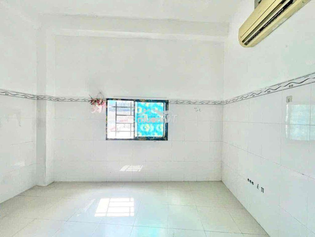 Nguyễn thị thập q7, giá sinh viên - 3