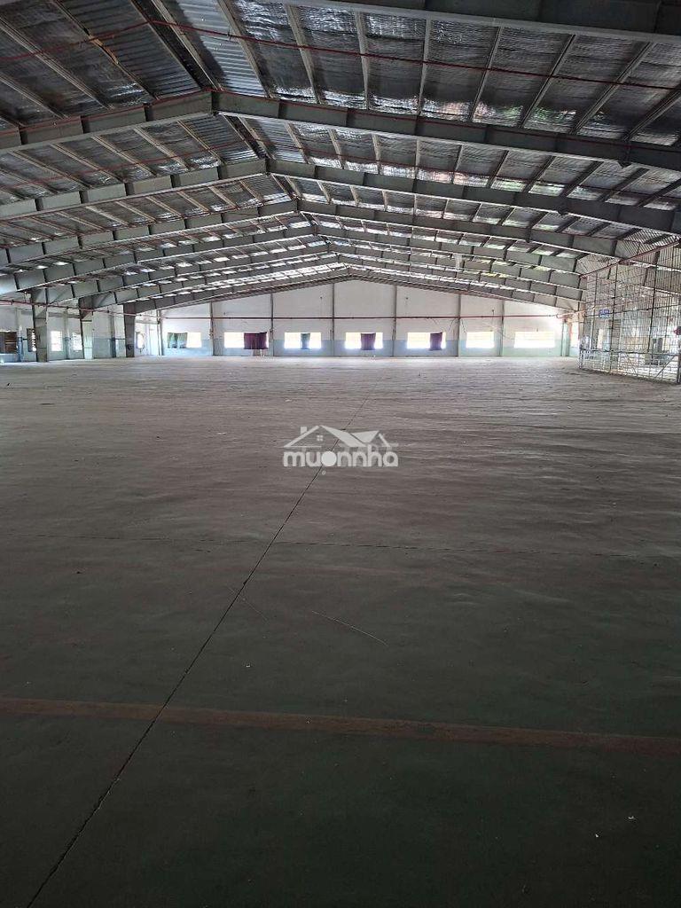 Cho thuê mặt bằng kinh doanh kho 2000m2