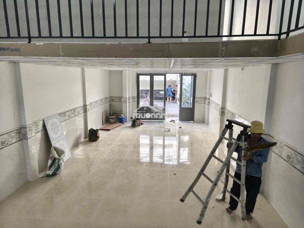 Nhà mới hẻm xe hơi đs4.khu gò xoài.dt:5 x 12m trệt lâu 2pn 2wc - 2