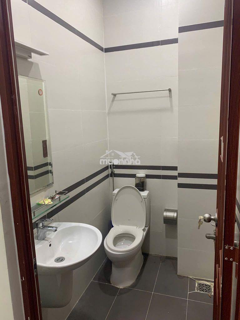 🏡 Bán nhà 1 trệt 3 lầu – 7 phòng ngủ - 2