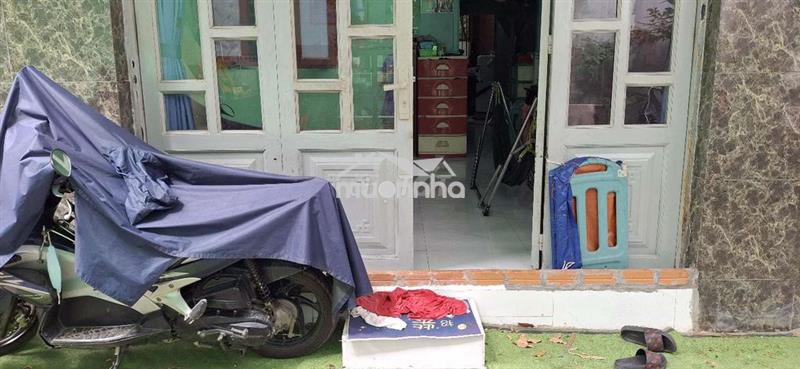 Cần bán căn nhà đào sự tích, nhà bè