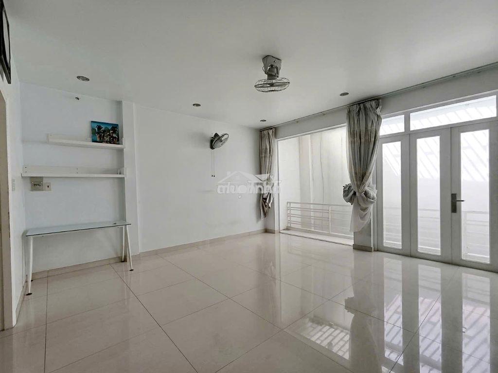 Cho thuê văn phòng trong villa xanh mát – cạnh chợ bà chiểu - 2