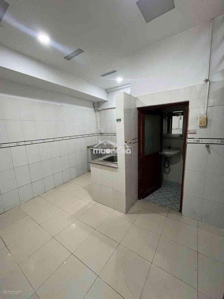 Bán nhà gần lotte, khu kiều đàm, vào ở ngay, hẻm xe hơi, gần đường lớn - 3