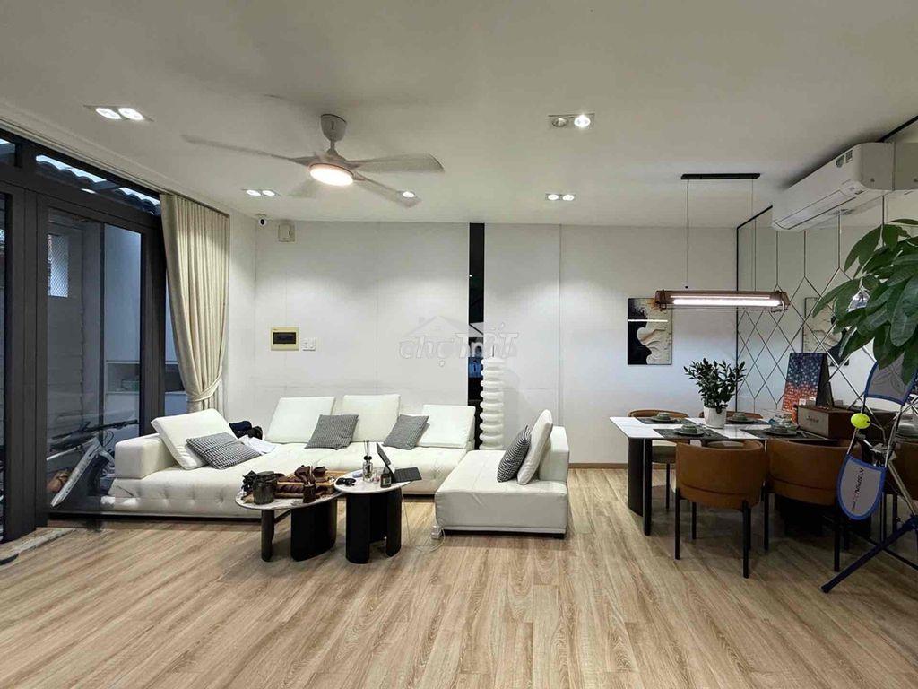 Bán nhà đinh tiên hoàng- hướng q1 - 5tầng 62m2 - 4