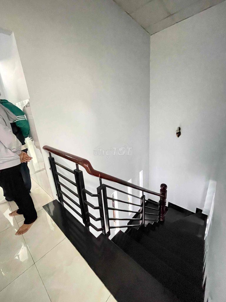 🌻🌻 Cho thuê nhà nguyên căn phước kiển - 4 x 21m - 3pn - 4