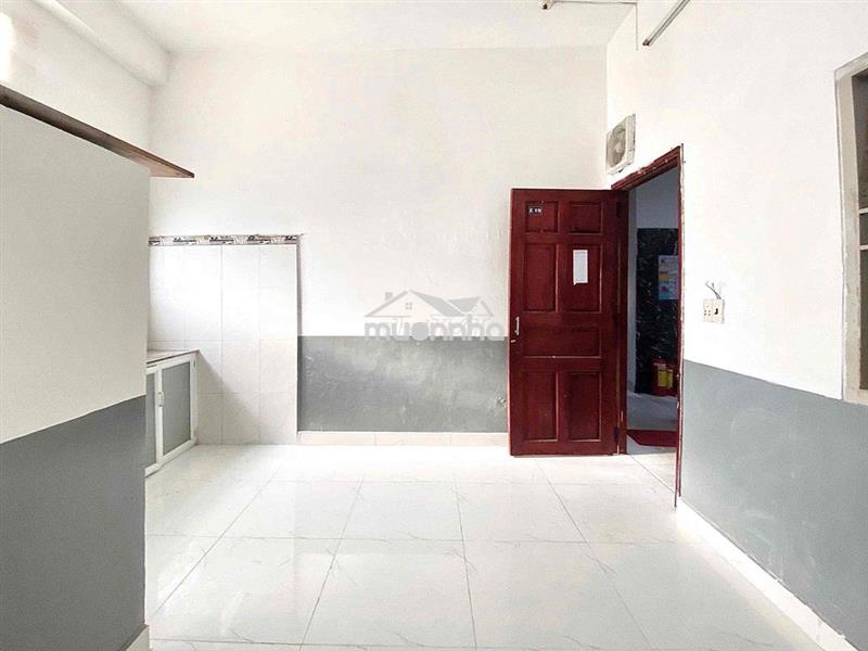 Trống sẵn phòng không gác qua aeon bình tân 5 phút