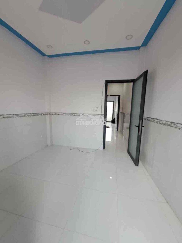 Rẻ quá bà con - nhà 3 tầng gần đồng tâm hóc môn - 70m2 - chỉ 2.8 tỷ - 4