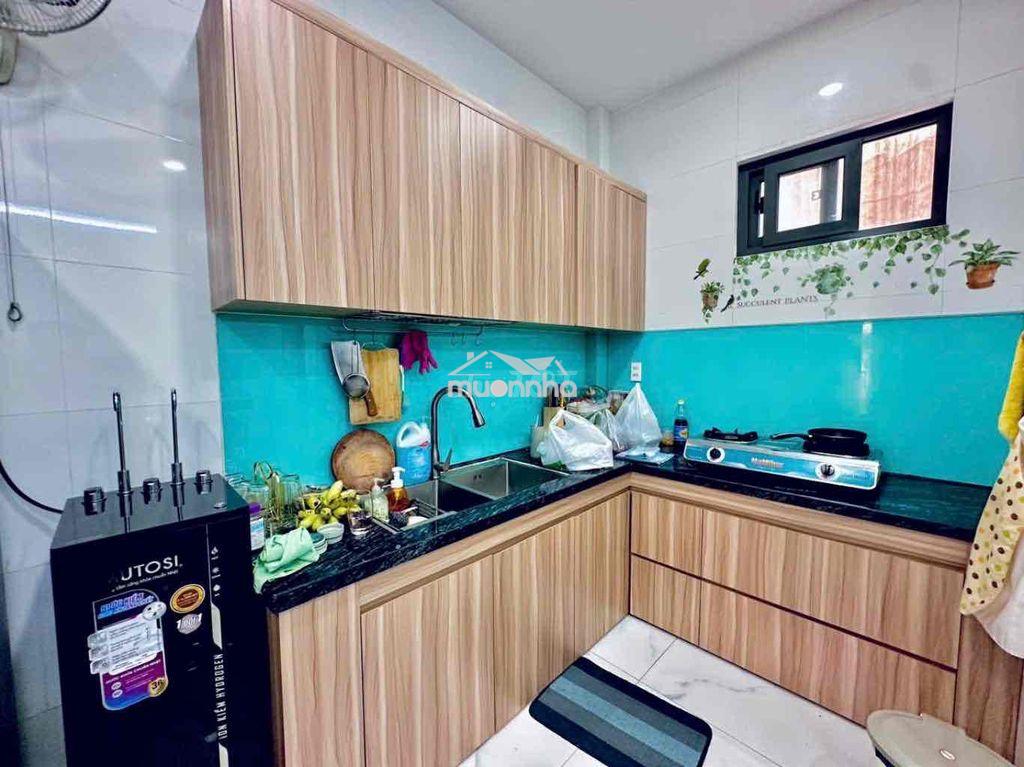 Ngay emart phan huy ích - 52m2 - 2 tầng - tặng full nội thất - 2
