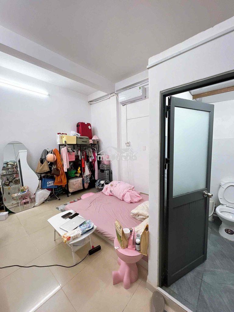 4 triệu 18m2 full hẻm xe tải c3 phạm hùng