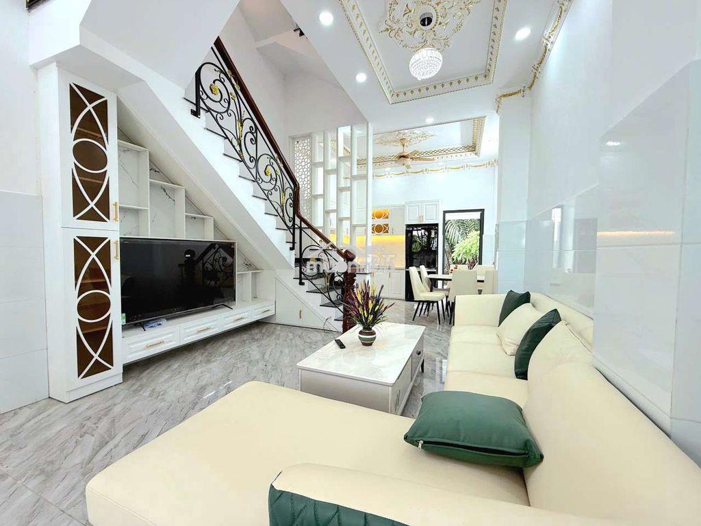 Nhà 4,2x19m 4 tầng xe hơi kế phú mỹ hưng quận 7 giá 5.9 tỷ - 3