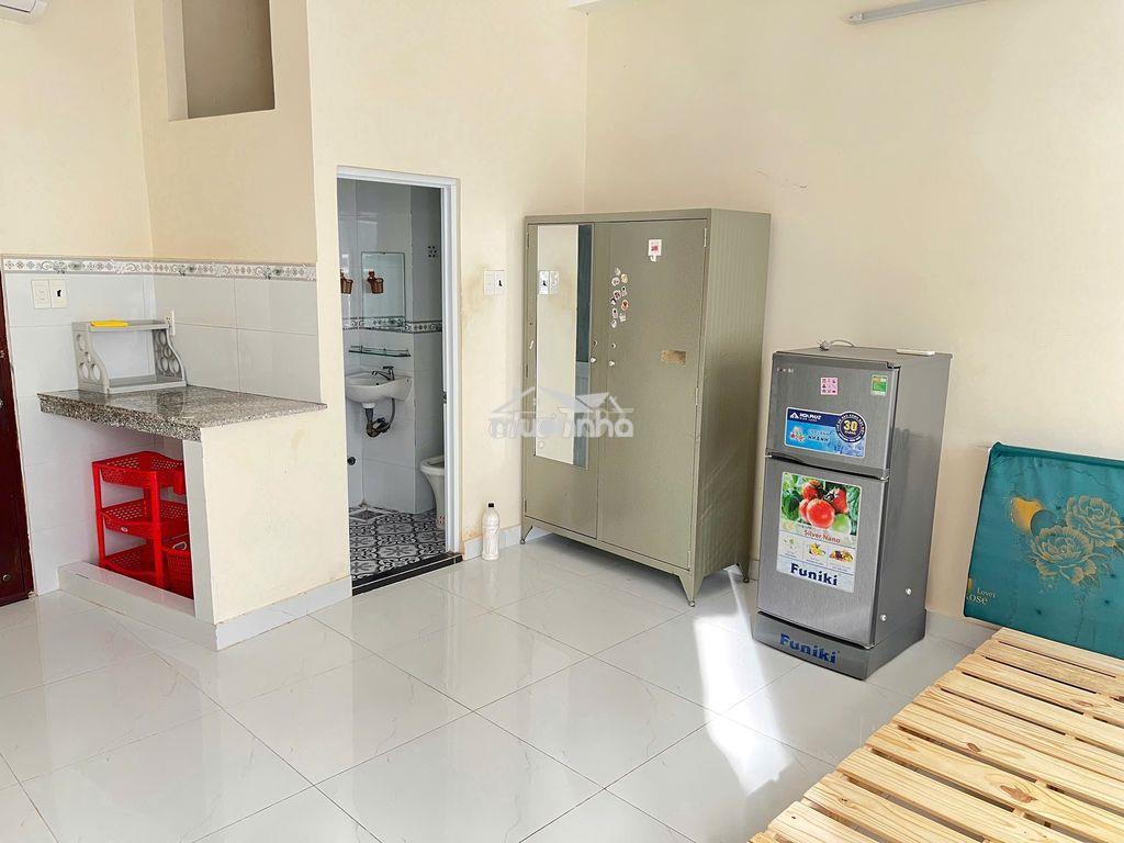 Phòng 1 người 30m2 thành thái full nội thất giờ giấc tự do có ban công - 3