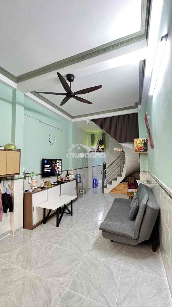 Chính chủ bán 5/14q mễ cốc p15 quận 8 3,2x13 - 3 tầng - giá 4ty750. - 4