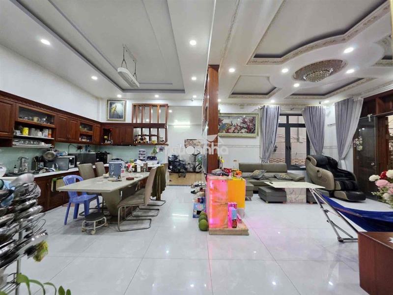 Biệt thự quận 6, 15 x 14m, 4 tầng, có thang máy, xe hơi vào nhà