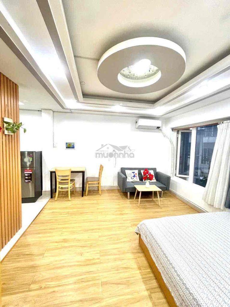 Cho thuê căn hộ 1 phòng ngủ ban công huỳnh văn bánh 40m2 gần q3, bờ kè - 3