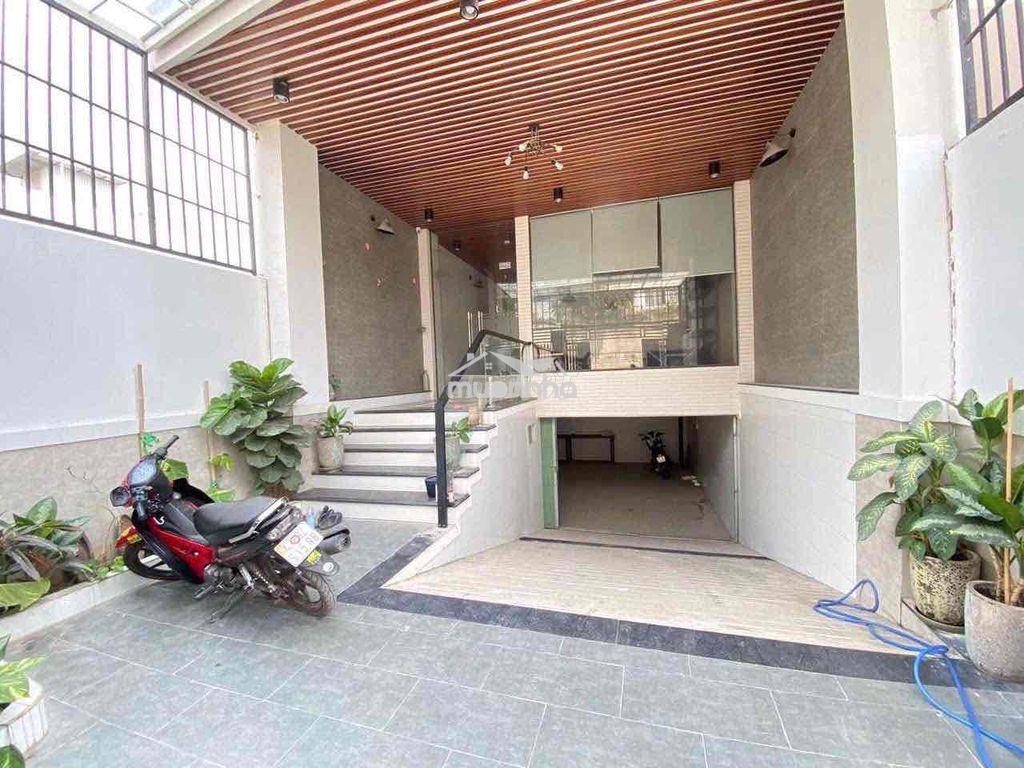 Vp ngang 6m-1 hầm trệt 4 lầu ngay cầu vượt bình phước- gần chợ đầu mối - 2