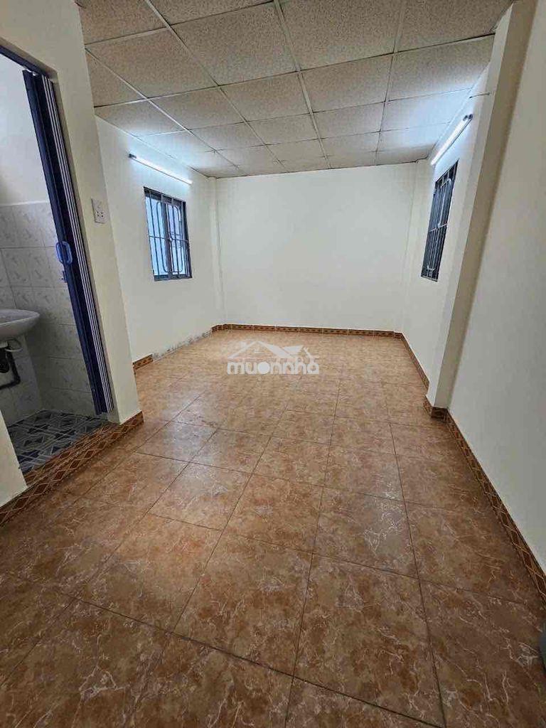 Nhà nguyên căn ngay trung tâm q3 giá chỉ từ 9tr/tháng - 3