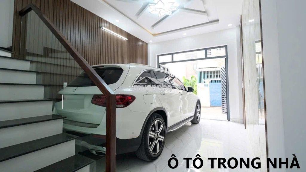 Hạ 500tr, còn 5 tỷ nhà 4 phòng ngủ, 4 wc, có sân đậu ô tô trong nhà - 2